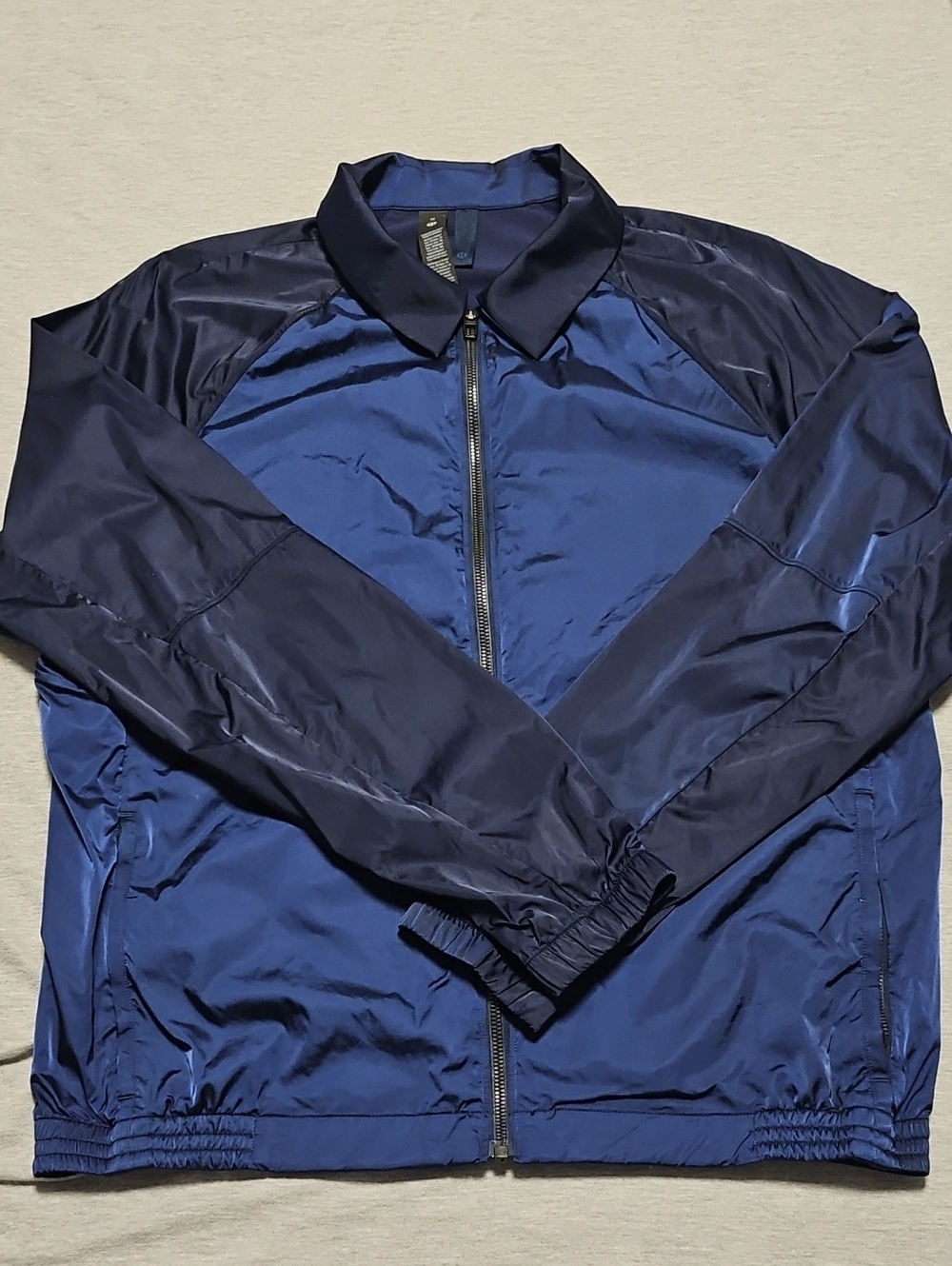 lululemon athletica Two-Tone Navy Windbreaker Jacket